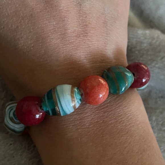 New Handmade Turquoise Red Jasper Angels Breath Beaded Bracelet - Picture 8 of 10